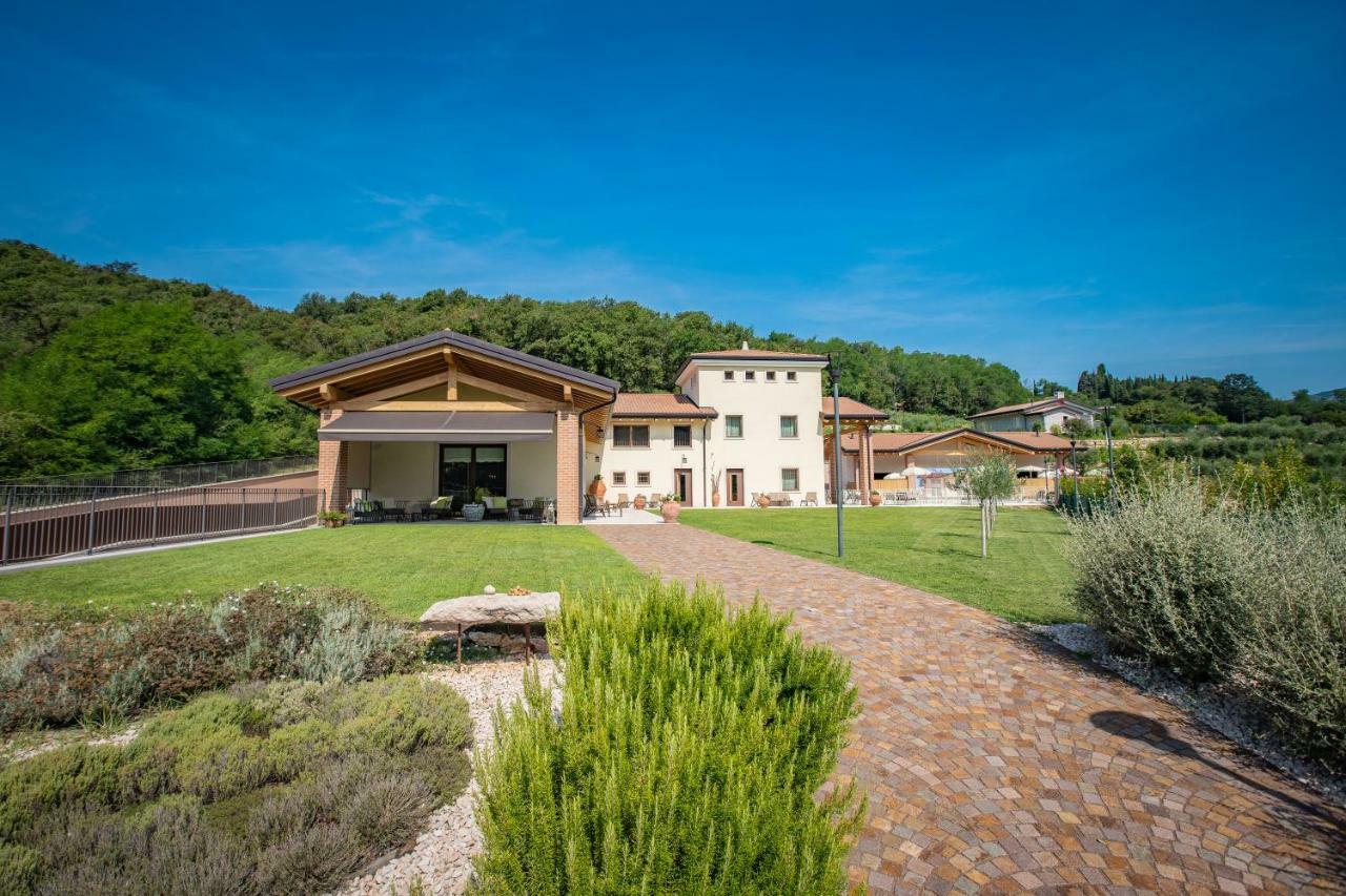 Agriturismo La Pertica Costermano Luaran gambar